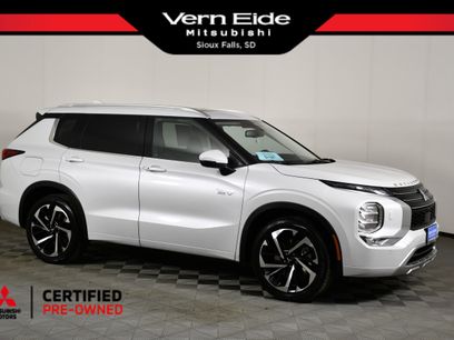 Used 2025 Mitsubishi Outlander SEL