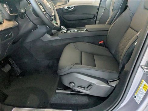 New 2026 Volvo XC90 T8 Plus image 4