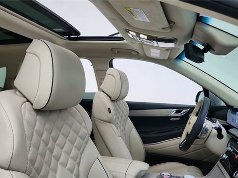 Used 2025 Genesis GV80 3.5T Prestige image 22