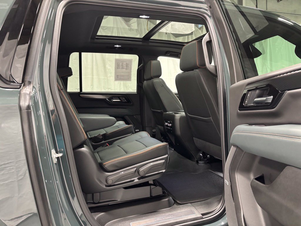 Used 2026 GMC Yukon XL AT4 AWD/4WD image 52