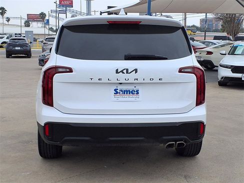 Used 2024 Kia Telluride S w/ S Sunroof Package image 6