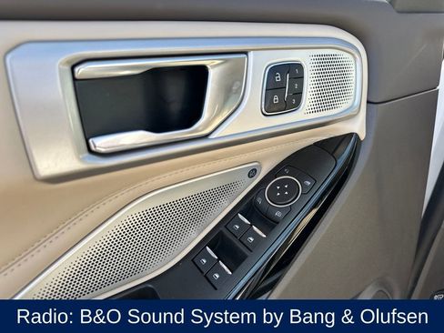 Used 2022 Ford Explorer Platinum w/ Equipment Group 601A image 15