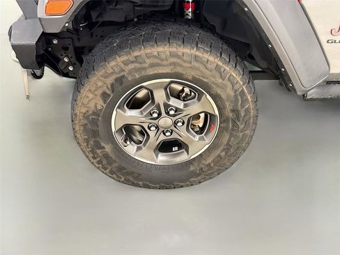 Used 2021 Jeep Gladiator Rubicon image 30
