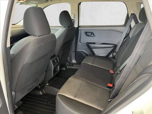 Used 2021 Nissan Rogue S AWD/4WD image 10