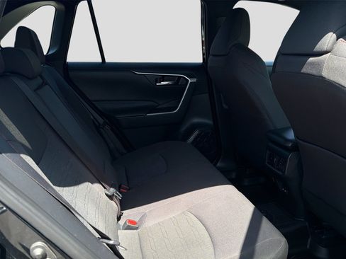 Used 2023 Toyota RAV4 SE AWD/4WD image 26