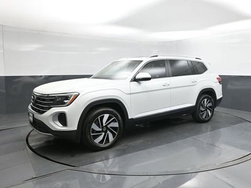 New 2026 Volkswagen Atlas SEL image 1