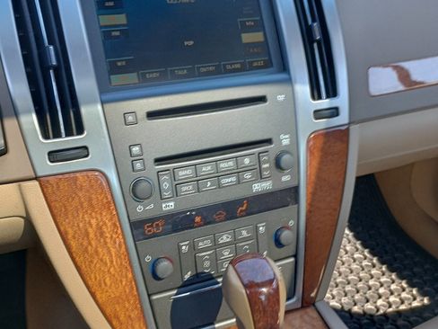 Used 2008 Cadillac STS w/ Preferred Equipment Group AWD/4WD image 13