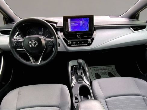 Used 2025 Toyota Corolla SE FWD image 15