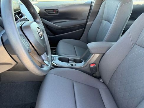 Used 2026 Toyota Corolla LE FWD image 9