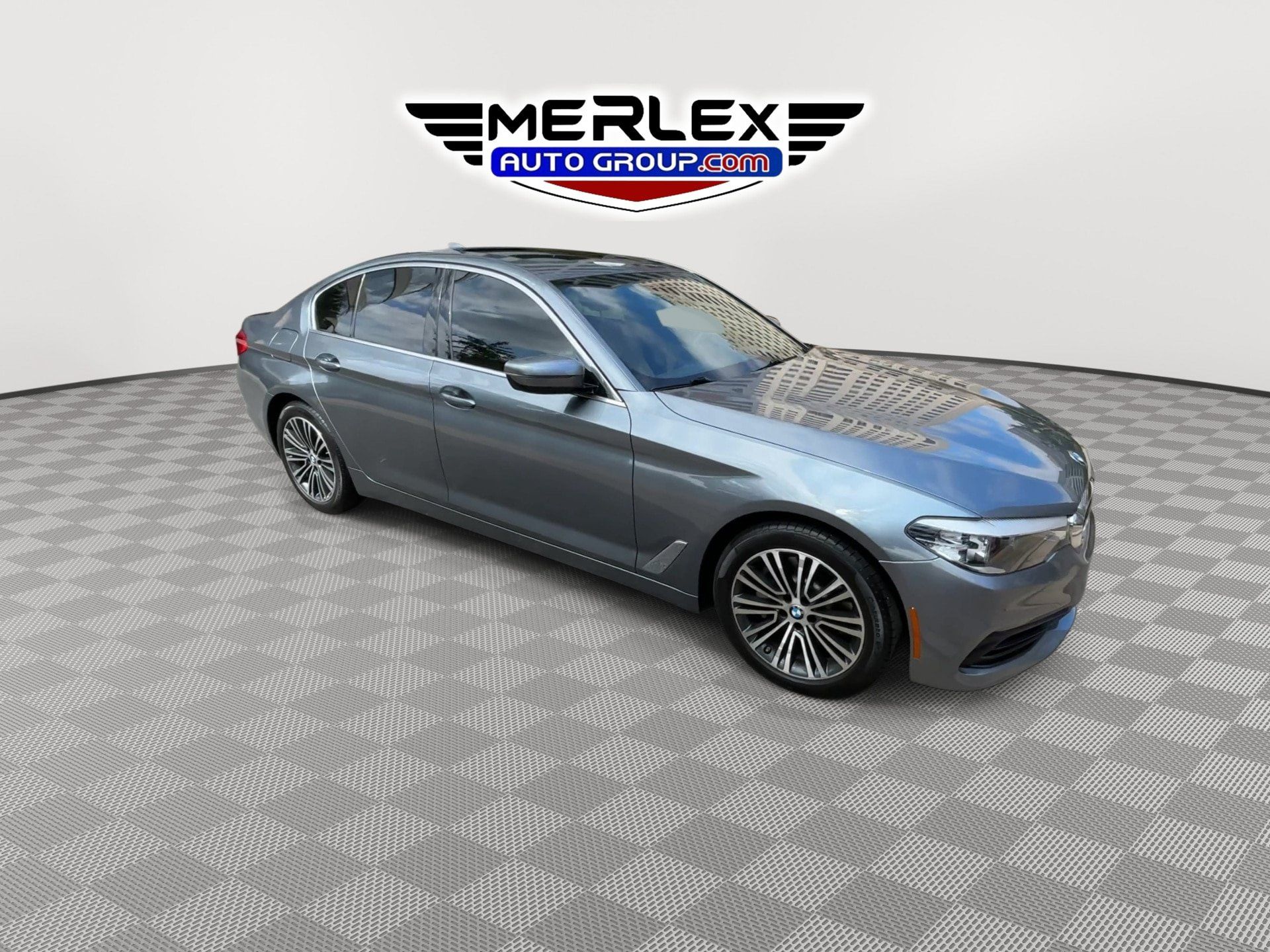 Used 2019 BMW 530i w/ Convenience Package RWD image 2