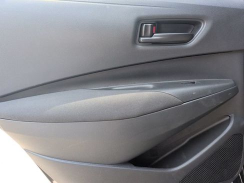 Used 2024 Toyota Corolla LE FWD image 28