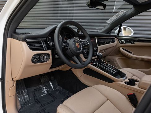 New 2026 Porsche Macan S AWD/4WD image 4