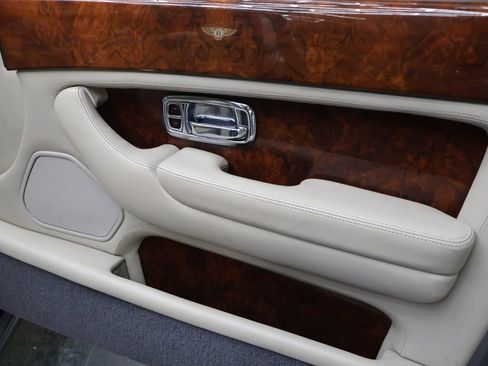 Used 1999 Bentley Arnage Green Label RWD image 14