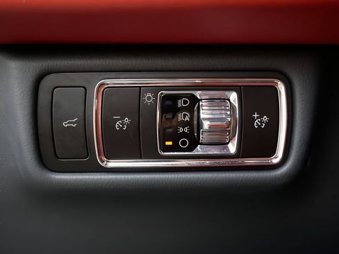 Used 2025 Lincoln Aviator Reserve w/ Equipment Group 201A AWD/4WD image 17