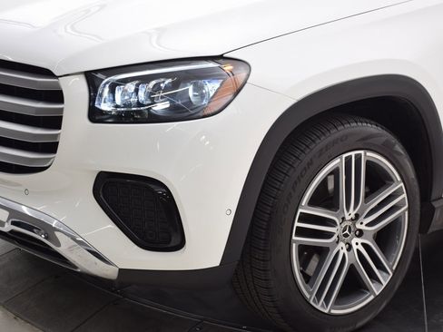 Certified 2025 Mercedes-Benz GLS 450 4MATIC image 11