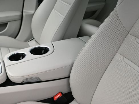 Used 2022 Porsche Panamera 4 image 21