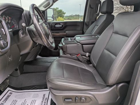 Used 2022 Chevrolet Silverado 2500 LT w/ Texas Edition image 11