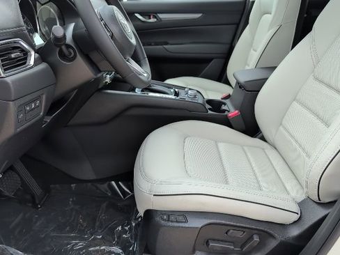 New 2025 MAZDA CX-5 AWD 2.5 S w/ Preferred Package image 12