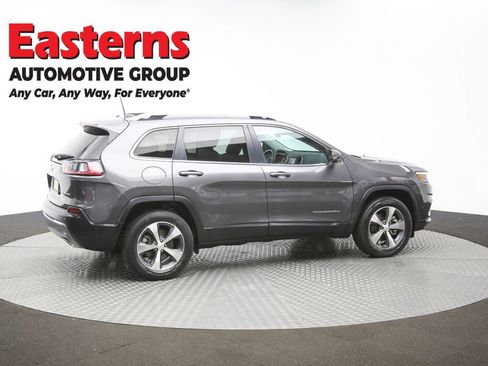 Used 2021 Jeep Cherokee Limited image 40