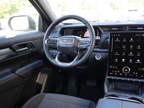 Used 2025 GMC Terrain Elevation AWD/4WD image 12