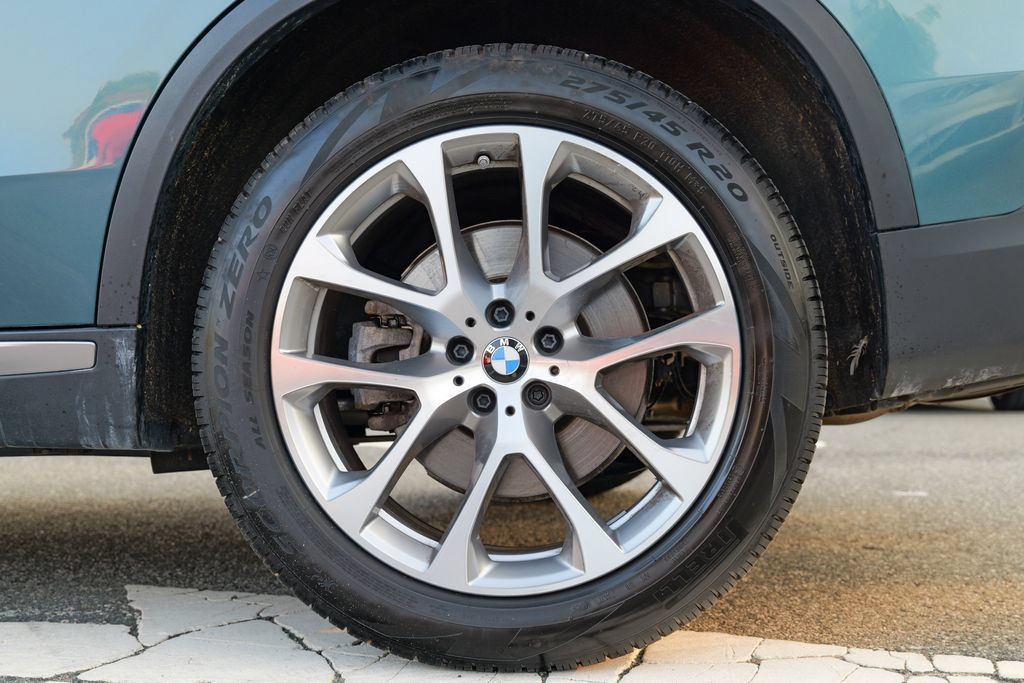 Used 2024 BMW X5 xDrive40i w/ Premium Package AWD/4WD image 14