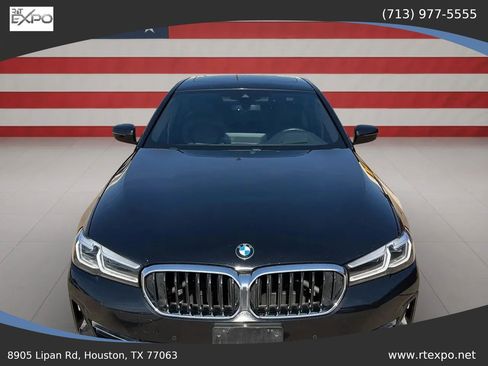 Used 2022 BMW 530i w/ Premium Package RWD image 4