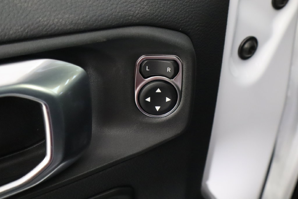 New 2027 Jeep Wrangler Unlimited Sahara AWD/4WD image 20
