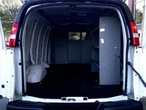 Used 2020 Chevrolet Express 2500 w/ Driver Convenience Package image 9