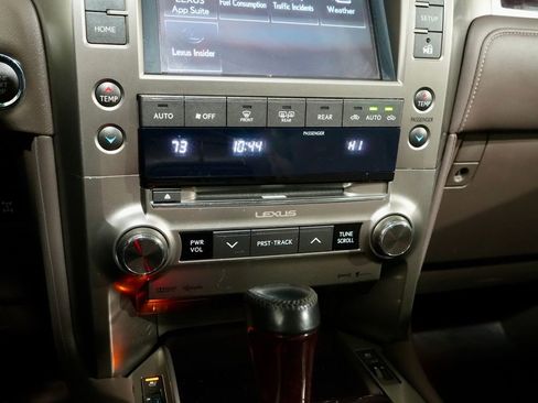 Used 2014 Lexus GX 460 w/ Premium Package image 21