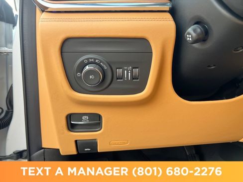 New 2026 Jeep Grand Cherokee Summit AWD/4WD image 31