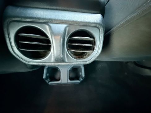 Used 2021 Jeep Wrangler Willys image 25