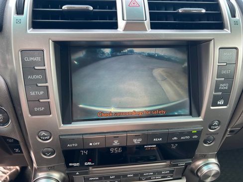Used 2011 Lexus GX 460 Premium AWD/4WD image 41