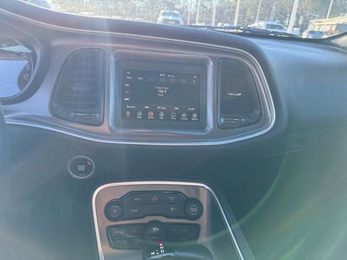 Used 2020 Dodge Challenger SXT w/ Blacktop Package image 18