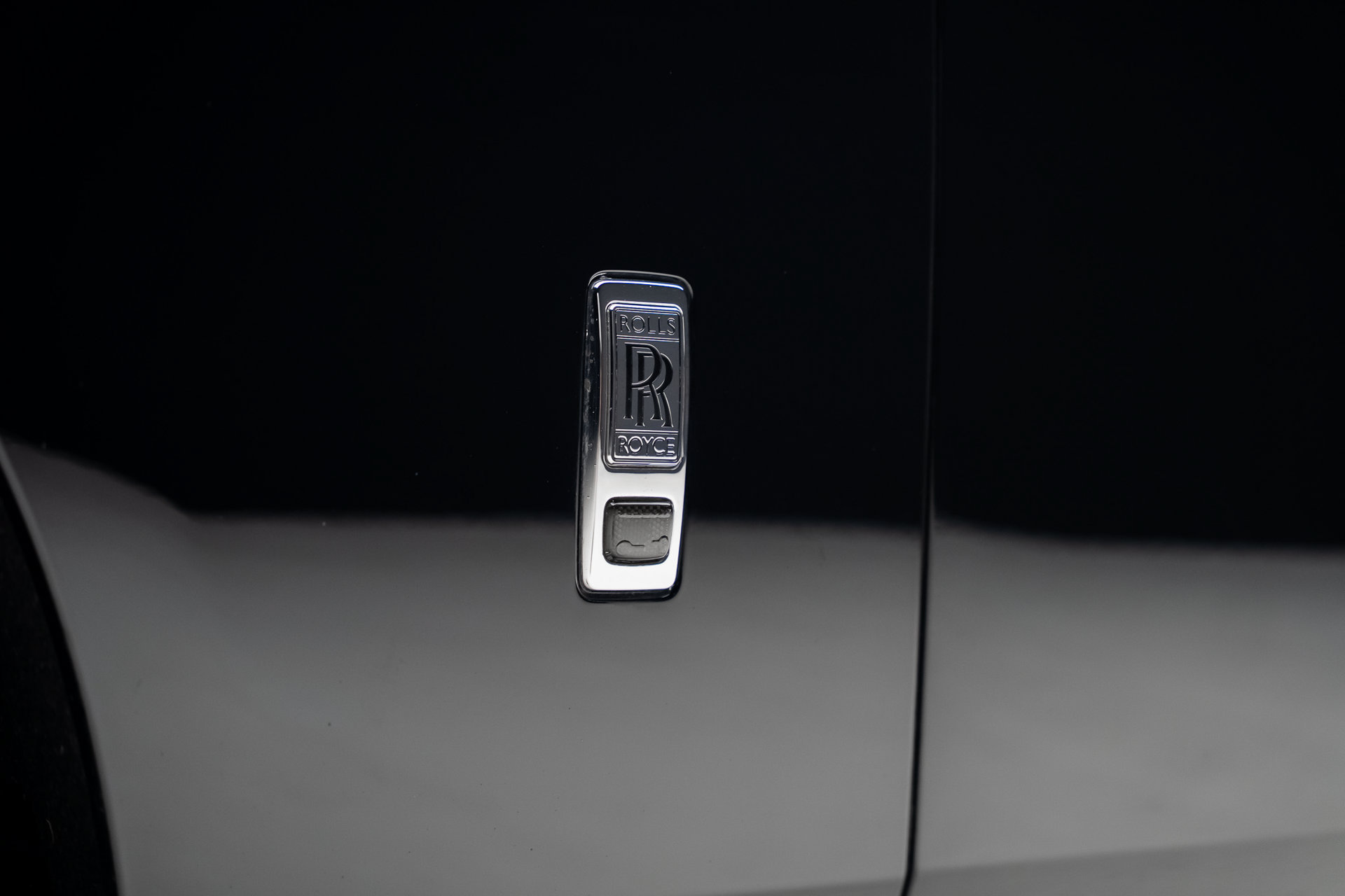 Used 2023 Rolls-Royce Phantom Sedan w/ The Phantom Package RWD image 24