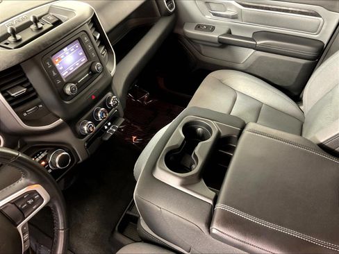Used 2021 RAM 1500 Big Horn AWD/4WD image 19