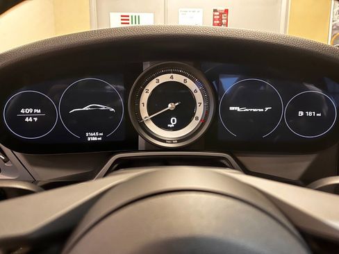 Used 2024 Porsche 911 Carrera T image 10