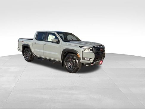 New 2026 Nissan Frontier PRO-4X w/ Tow Package image 7