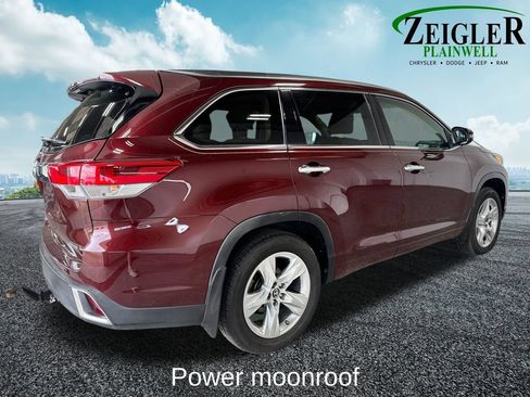 Used 2018 Toyota Highlander Limited AWD/4WD image 6