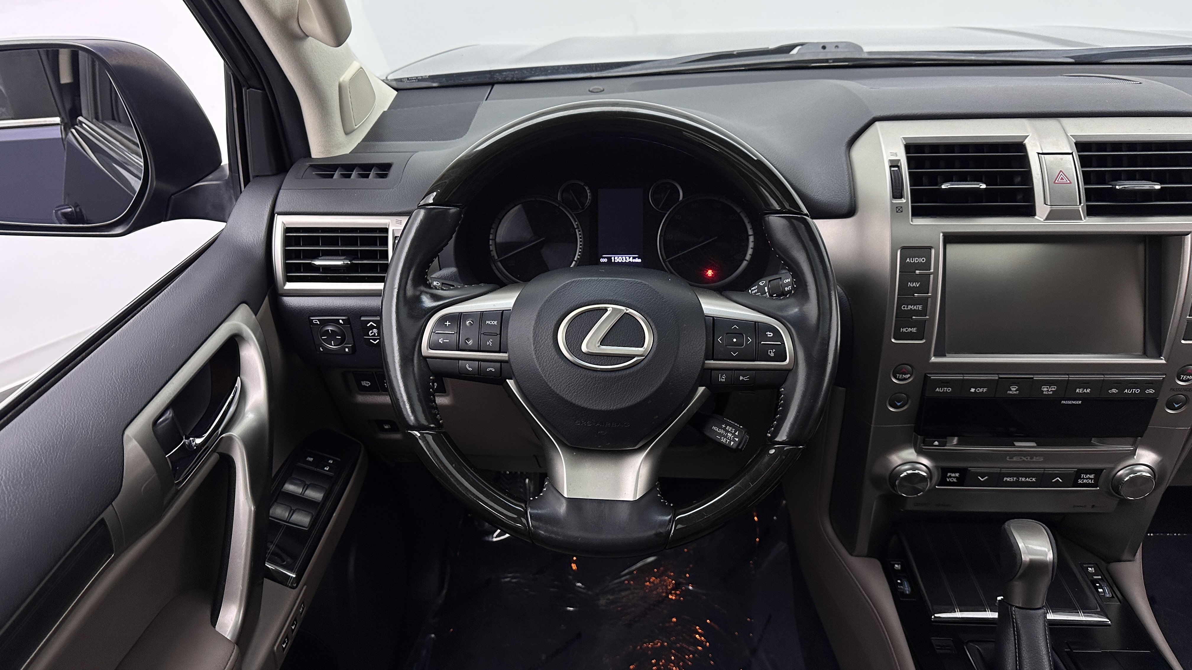Used 2021 Lexus GX 460 Premium w/ Premium Package AWD/4WD image 28