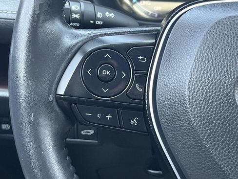 Used 2020 Toyota RAV4 Limited AWD/4WD image 24