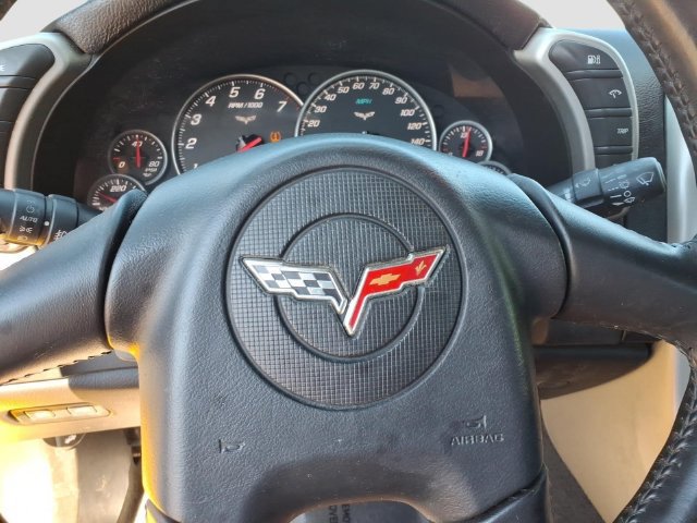 Used 2005 Chevrolet Corvette Convertible w/ Preferred Equipment Group RWD image 19