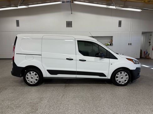 Used 2022 Ford Transit Connect XL image 5