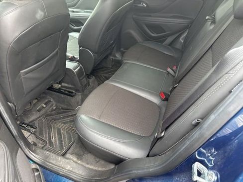 Used 2020 Buick Encore Preferred image 32