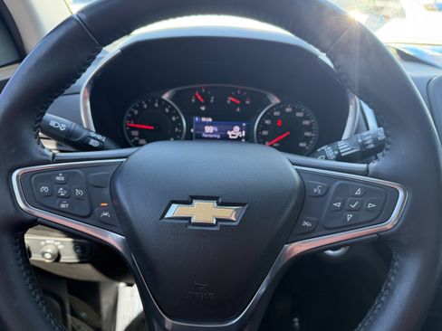 Used 2020 Chevrolet Equinox LT image 30