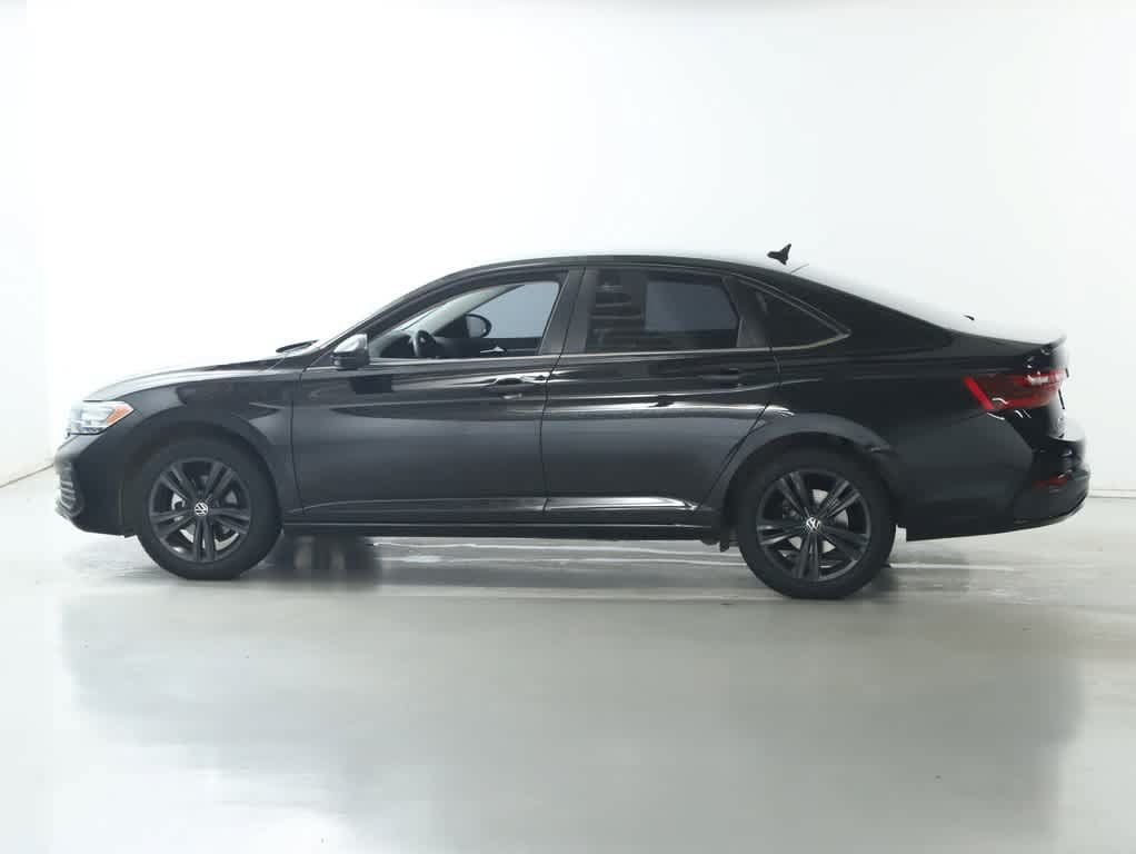 Used 2024 Volkswagen Jetta SE FWD image 39