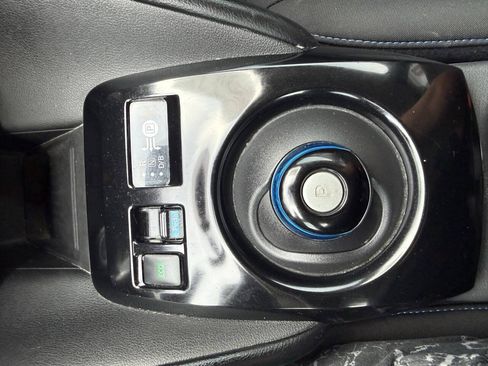 Used 2020 Nissan Leaf SV FWD image 27