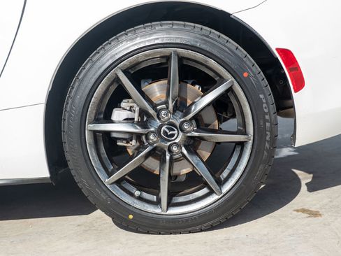 Used 2018 MAZDA MX-5 Miata RF Grand Touring image 56