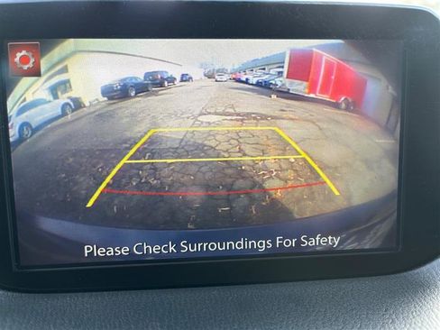 Used 2017 MAZDA MAZDA3 Grand Touring w/ Premium Equipment Package image 20