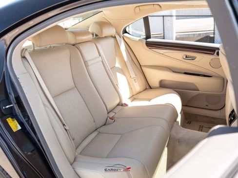 Used 2015 Lexus LS 460 L AWD/4WD image 18