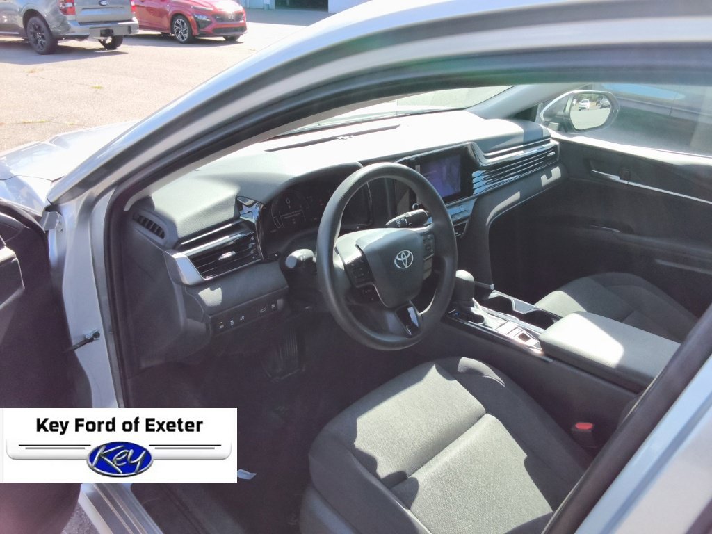 Used 2025 Toyota Camry LE FWD image 25